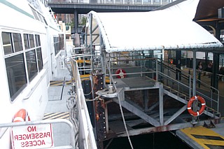 Hydrofoil Arms at Circular Quay in December 2008